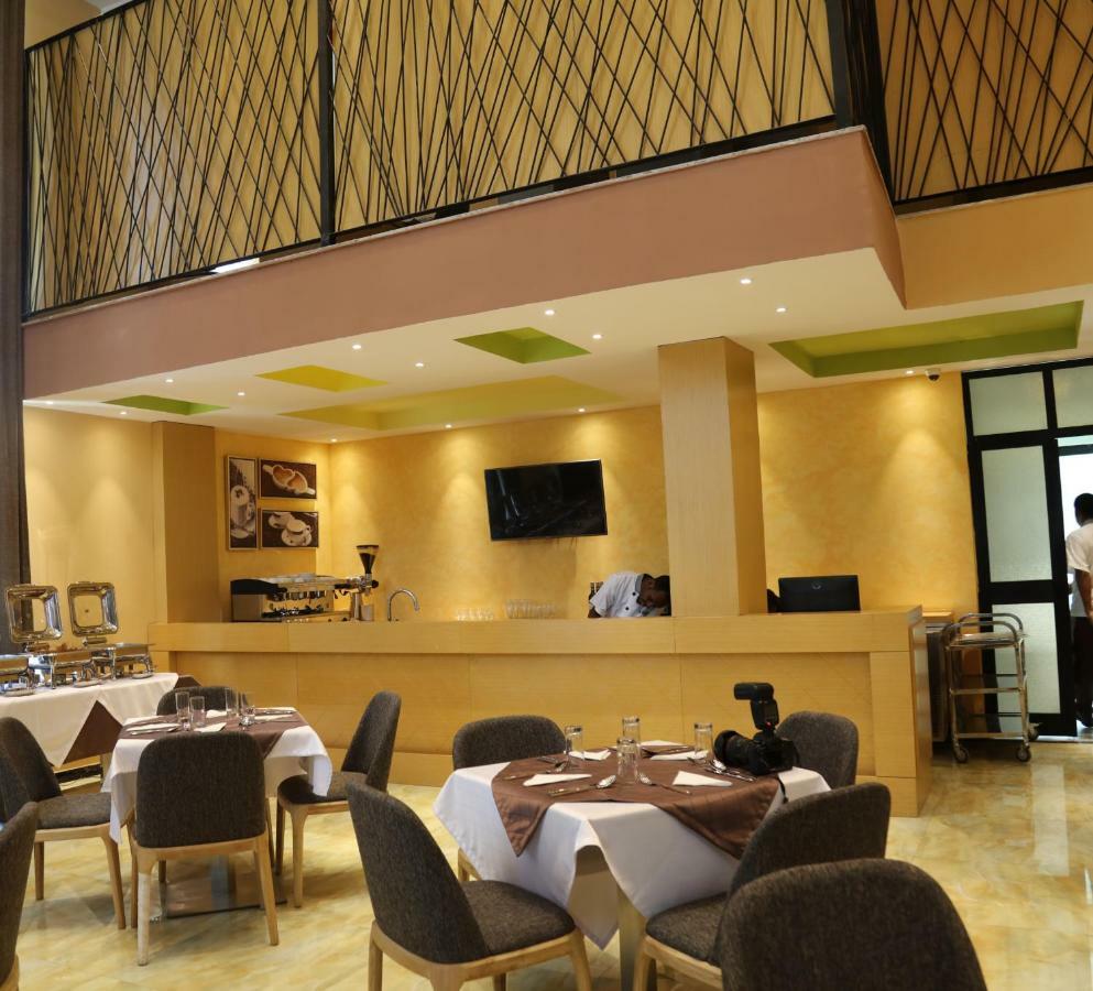 Vamos Addis Hotel Exteriér fotografie